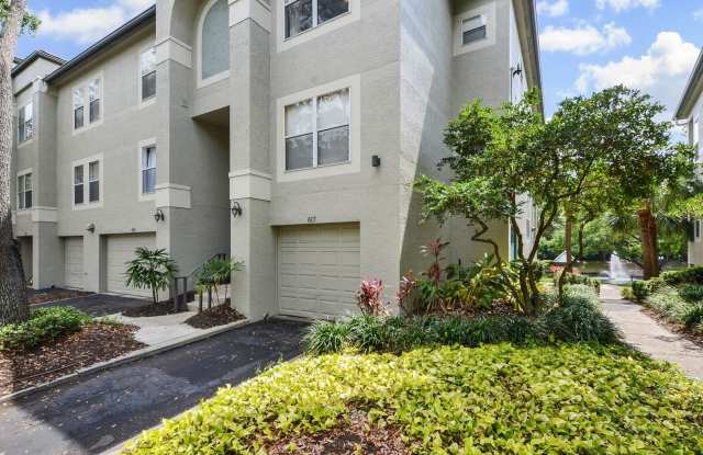 Gorgeous End Unit with pond fountain view -  1 Bed, 1 Bath plus Office/Den Nook on Harbour Island w/ garage photos photos