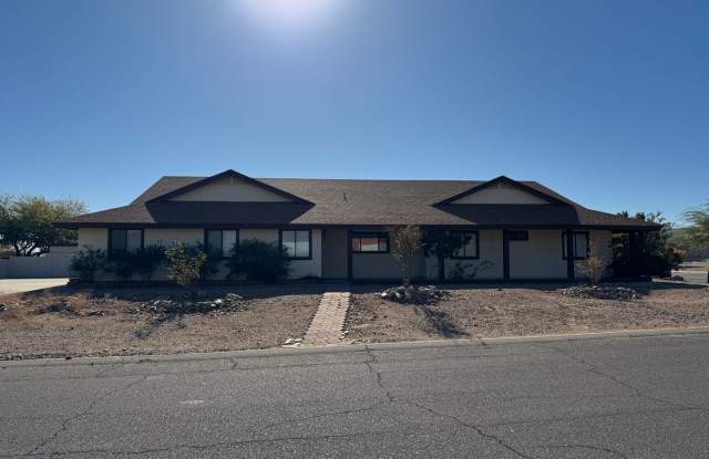 Single Story 6 Bedroom with Diving Pool - 17305 East San Marcus Drive, Fountain Hills, AZ 85268