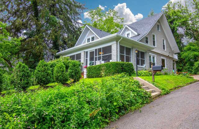 143 Thresher Street - 143 Thresher Street, Granville, OH 43023
