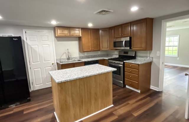 2 BR House in Salem, VA Gallery 1