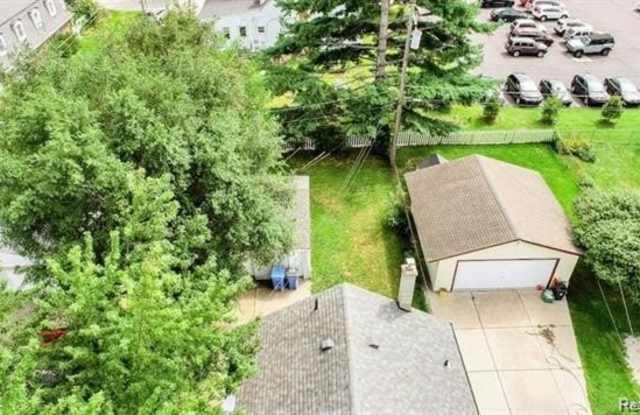 8676 Robindale Avenue Gallery 4