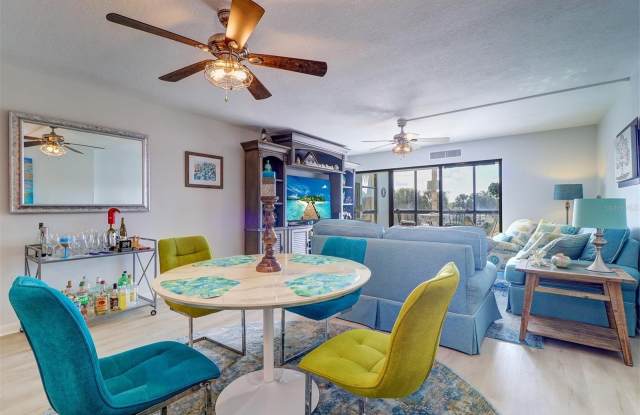 800 S GULFVIEW Boulevard Gallery 4