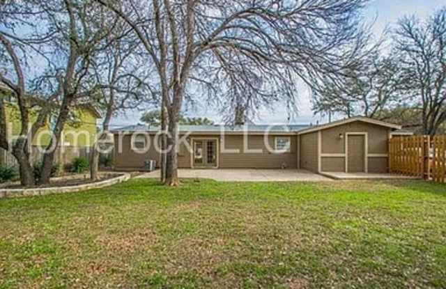 303 Lakeway Drive Gallery 2