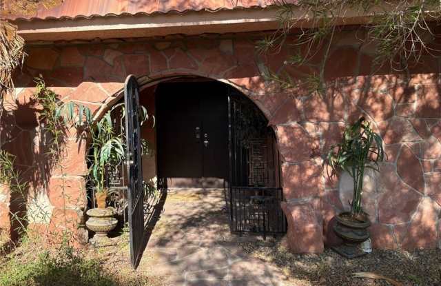 3167 El Cedro Circle Gallery 2