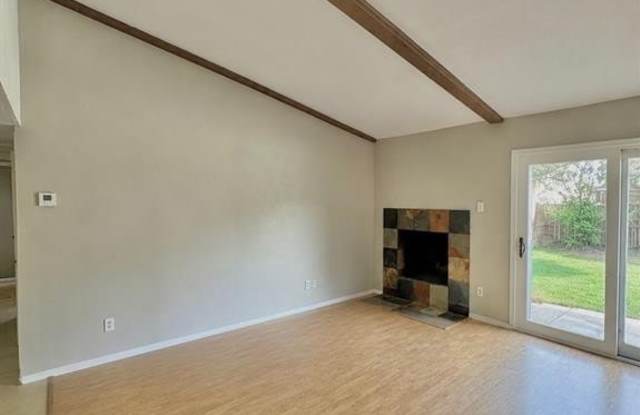 1409 Glacier Drive Gallery 2