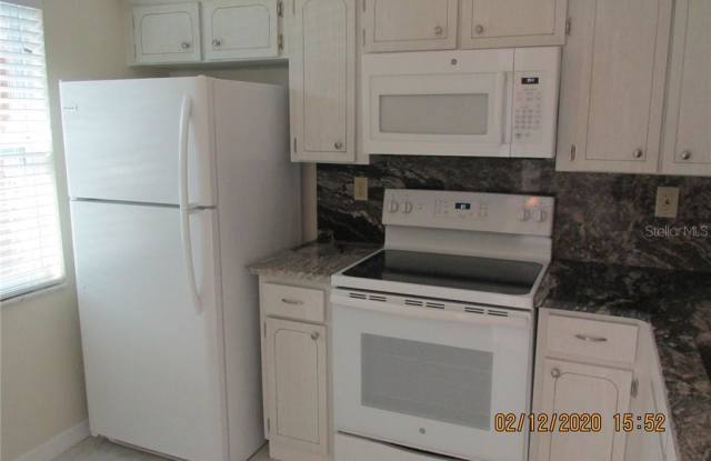 4220 REDCLIFF PLACE Gallery 3