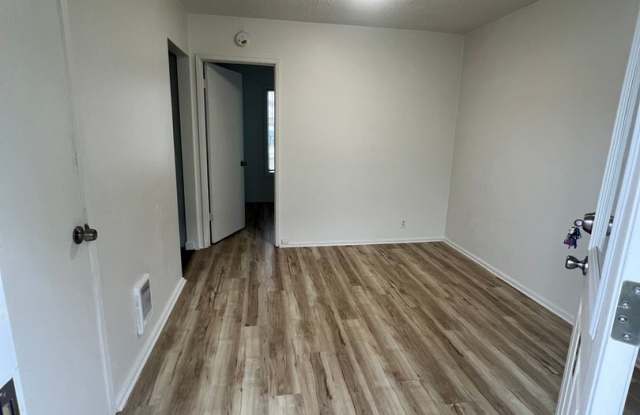 Lincoln Court Apartments photos photos