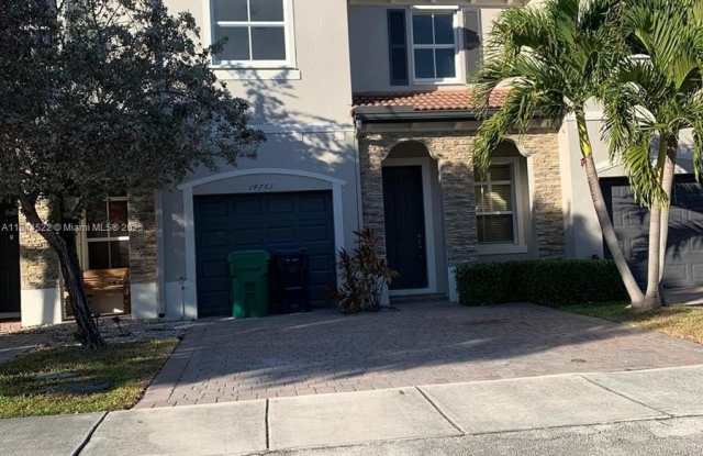 14761 SW 25th St photos photos