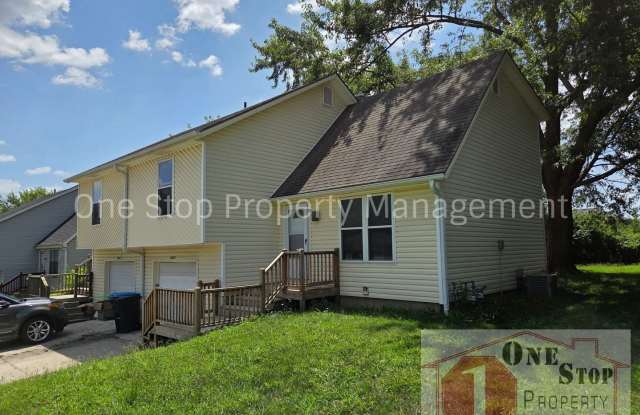 Spacious 3 Bedroom, 1 Bathroom Duplex for Rent photos photos