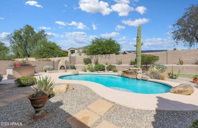 9773 S 183rd Drive Gallery 3