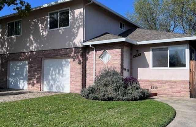 South Land Park Hills Duplex photos photos