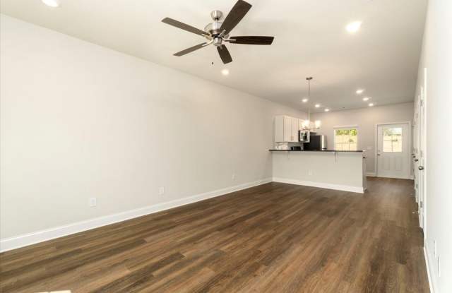 393 Whistle Way Gallery 4