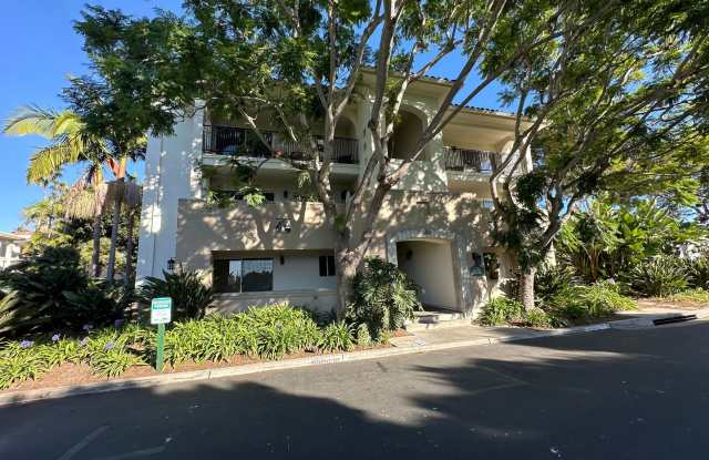 El Escorial Luxury One Bedroom Gallery 2