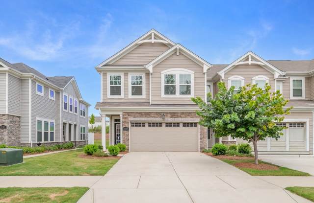 Modern Comfort, Effortless Living & Unbeatable Convenience in Northfield Crossing 3BR/2.5BA, 2 Car Garage photos photos