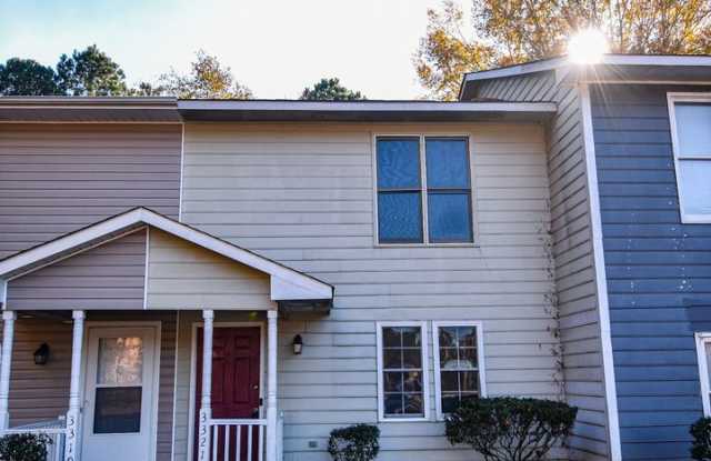 2 Bedroom 1.5 Bathroom Townhome- Small Dogs Okay photos photos