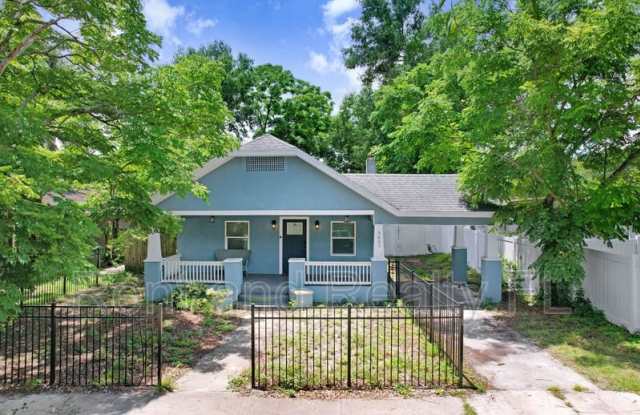 3603 Deleuil Avenue photos photos
