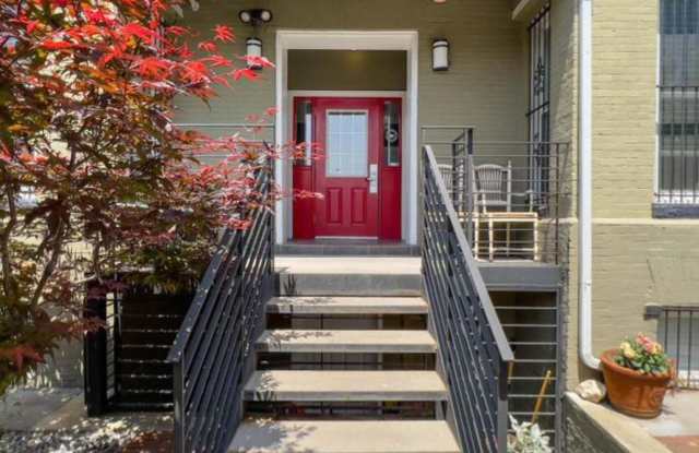 Cute sunlit 2br/2bth in Shaw, DC. Ready in early September! Gallery 3