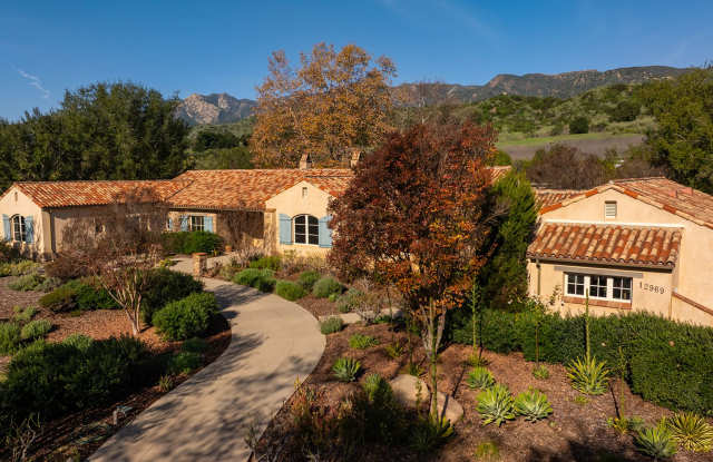 Outdoor Oasis photos photos