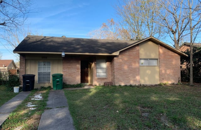 5818 Melanite St - 5818 Melanite Street, Houston, TX 77053