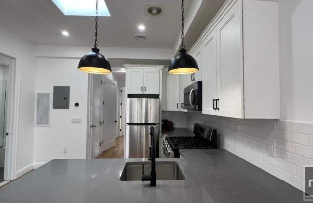 432 ATKINS AVENUE photos photos