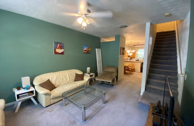 3552 SW 30th Way Unit 146 - 3552 SW 30th Way, Gainesville, FL 32608