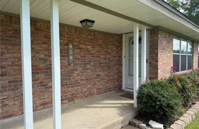 408 Brookside Drive West Gallery 3