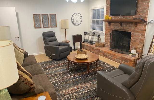 21 Leslie Dr photos photos