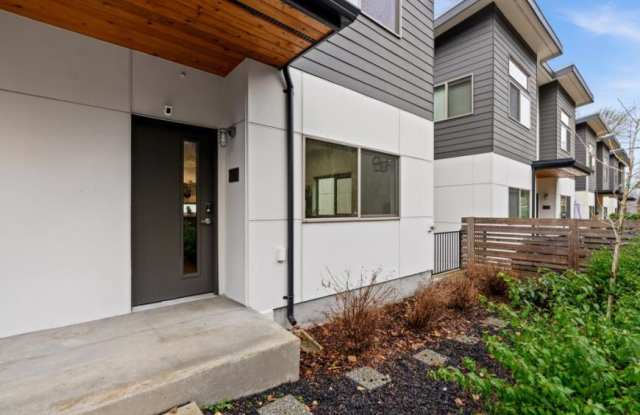 8712 42nd Ave. S. Gallery 2