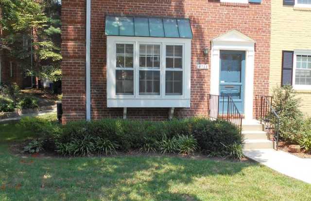 6732 Kenwood Forest Ln - 6732 Kenwood Forest Lane, Bethesda, MD 20815