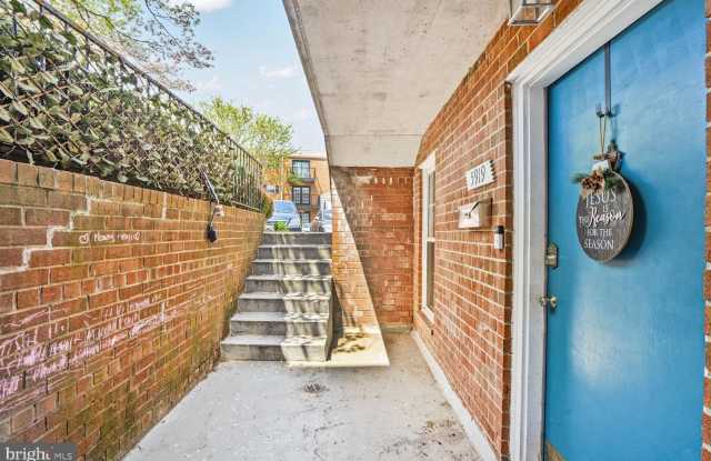 5919 QUANTRELL Avenue Gallery 2