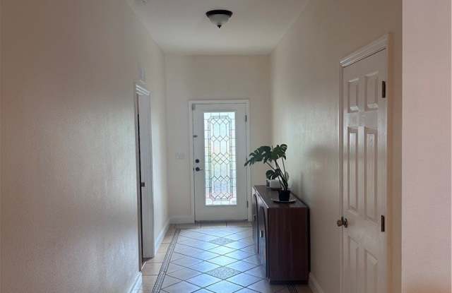 824 Greenleaf Circle Gallery 2