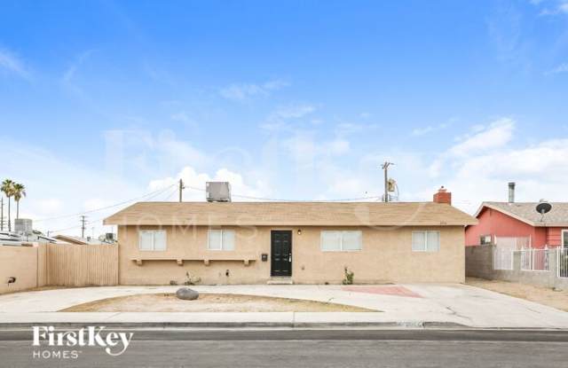 2316 East Dori Avenue photos photos