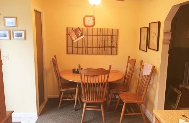 19720 Sharon Ct Gallery 3