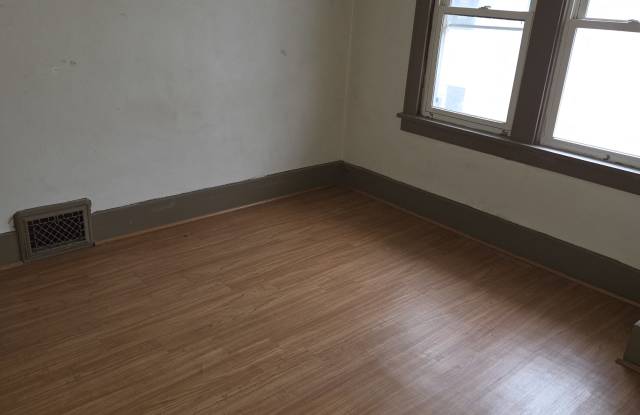 710 Yuba St photos photos