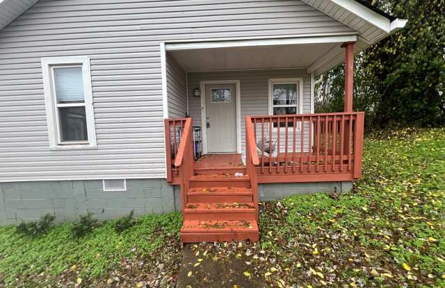 3 Bed, 2 Bath House in Clarksville!! photos photos