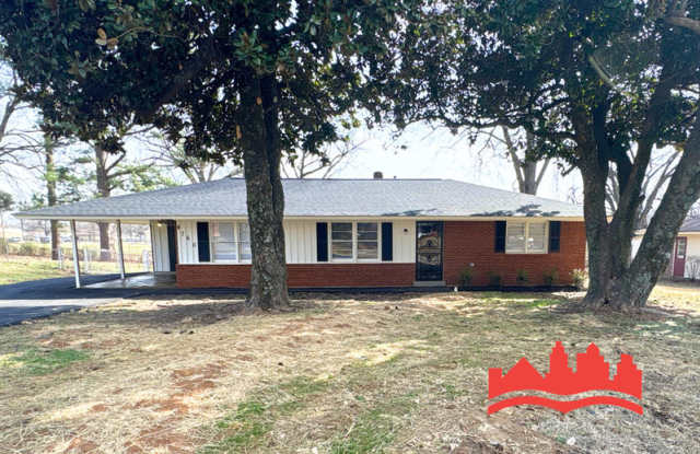 4760 Woodridge Dr photos photos