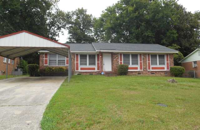 3 Bedroom, 1.5 Bath brick home in Prescott Terrace Gallery 1