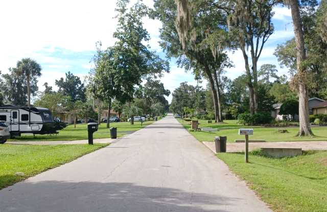 3160 Se 30th Terrace - 3160 Southeast 30th Terrace, Marion County, FL 34471