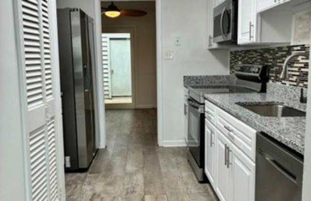 1303 Glyndon Drive Gallery 2