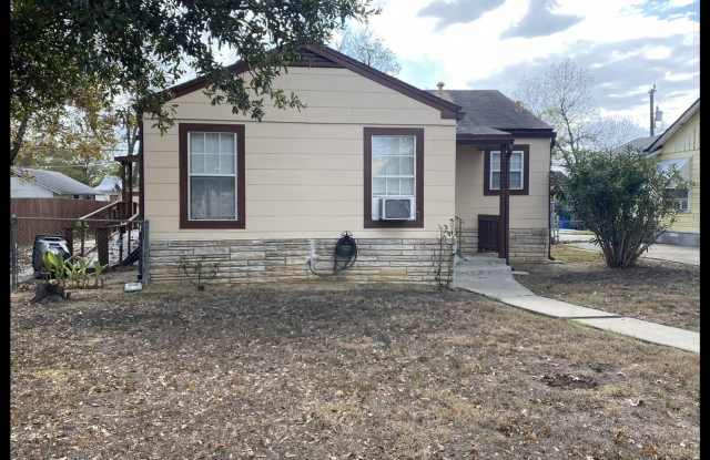 1130 SIMS AVE photos photos