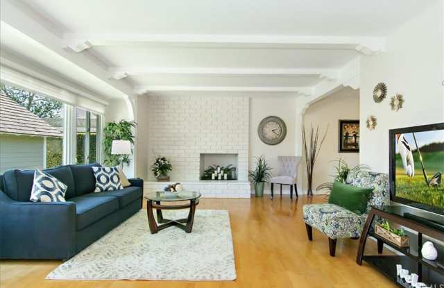 2971 Salmon Drive Gallery 2