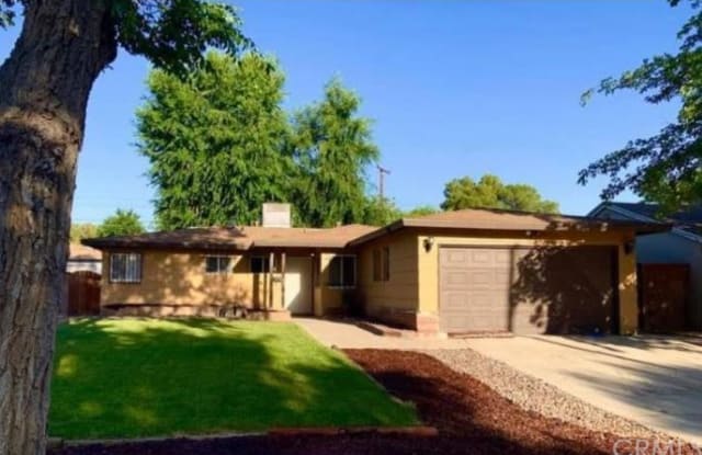 44103 Elm - 44103 Elm Avenue, Lancaster, CA 93534