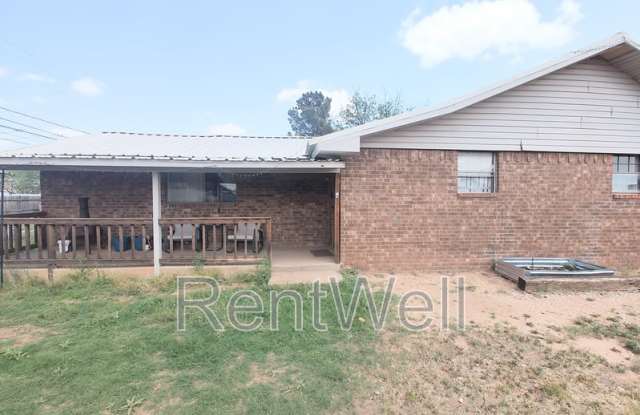 210 South Avenue O photos photos