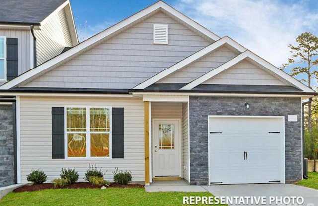 3 Bedroom Triplex in Smithfield! photos photos