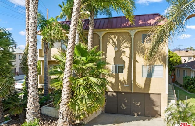 1700 S BARRINGTON AVE - 1700 South Barrington Avenue, Los Angeles, CA 90025