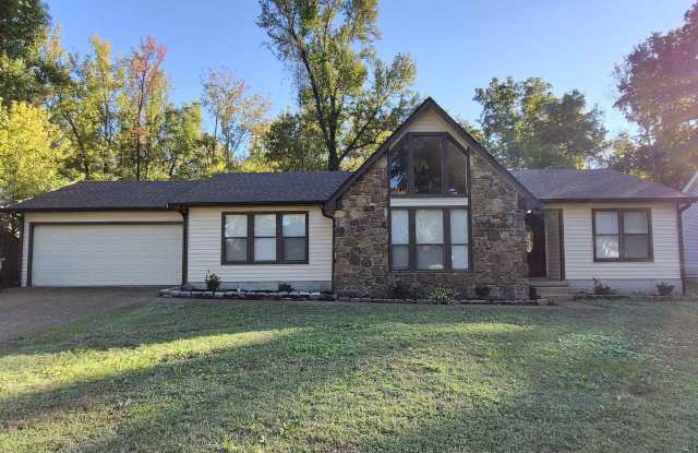 5657 HEARTWOOD photos photos 5657 HEARTWOOD photos photos