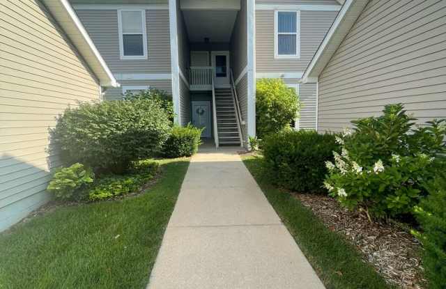 Three Bedroom Condo in Fox Pointe! - 1444 Fox Pointe Circle, Washtenaw County, MI 48108 Three Bedroom Condo in Fox Pointe! - 1444 Fox Pointe Circle, Washtenaw County, MI 48108