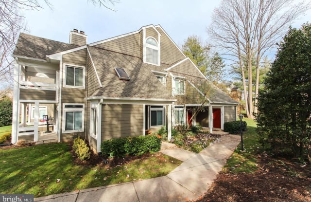 12208 FORT BUFFALO CIRCLE - 12208 Fort Buffalo Circle, Fair Oaks, VA 22033