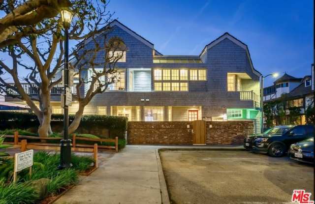 4219 Roma Ct - 4219 Roma Court, Los Angeles, CA 90292