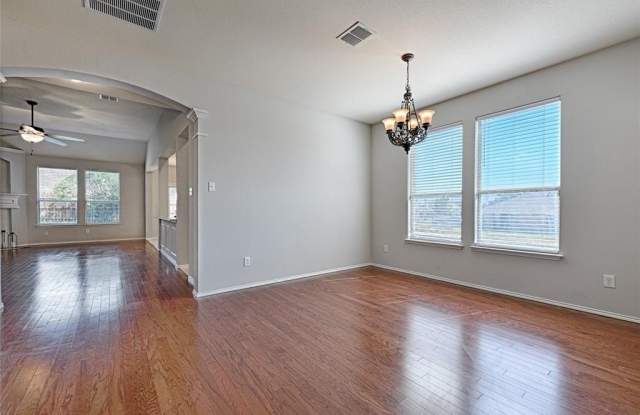 3909 Sunnygate Drive Gallery 3